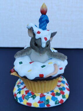 Fitz & Floyd Charming Tails Happy Birthday Surprise Figurine Mice Mouse Cupcake